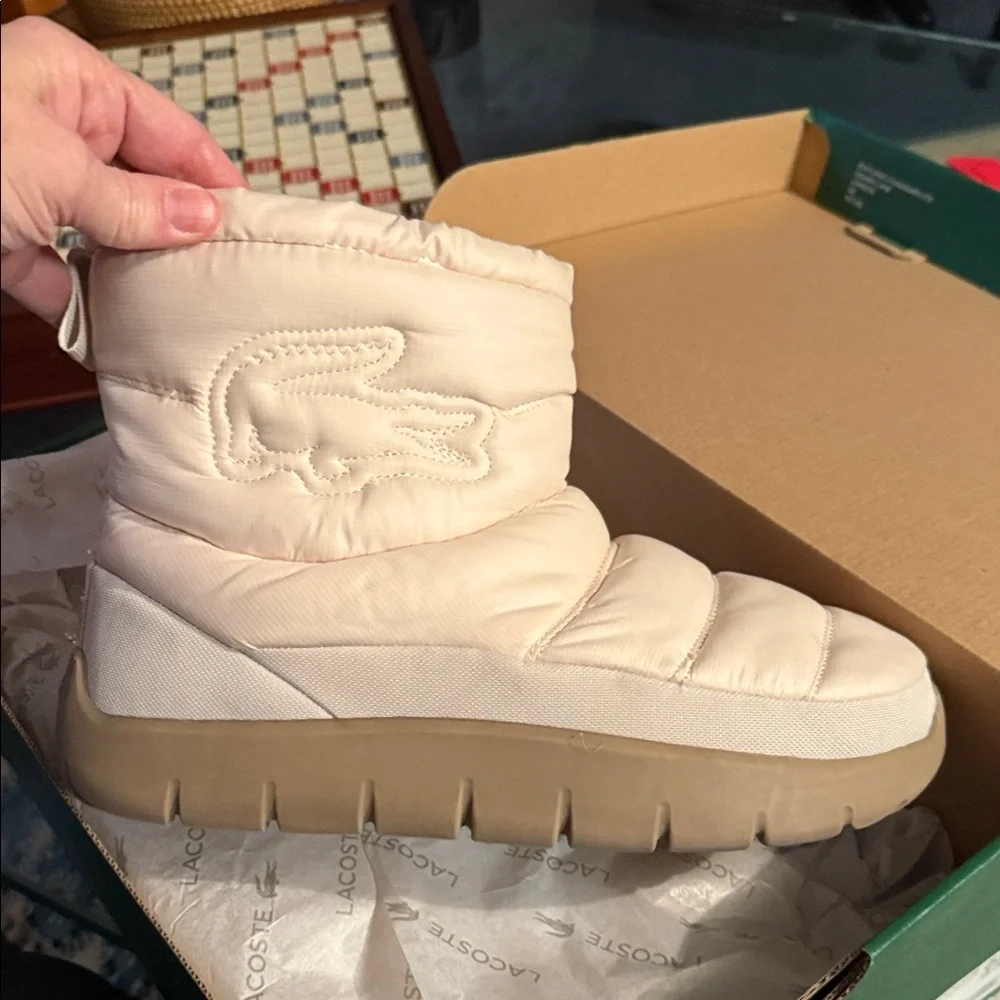 Lacoste Women's Beige Winter Boots - Picture 1 of 5